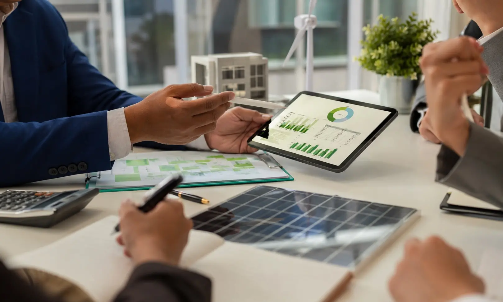 ¿Quién debe tomar las decisiones energéticas en tu empresa?