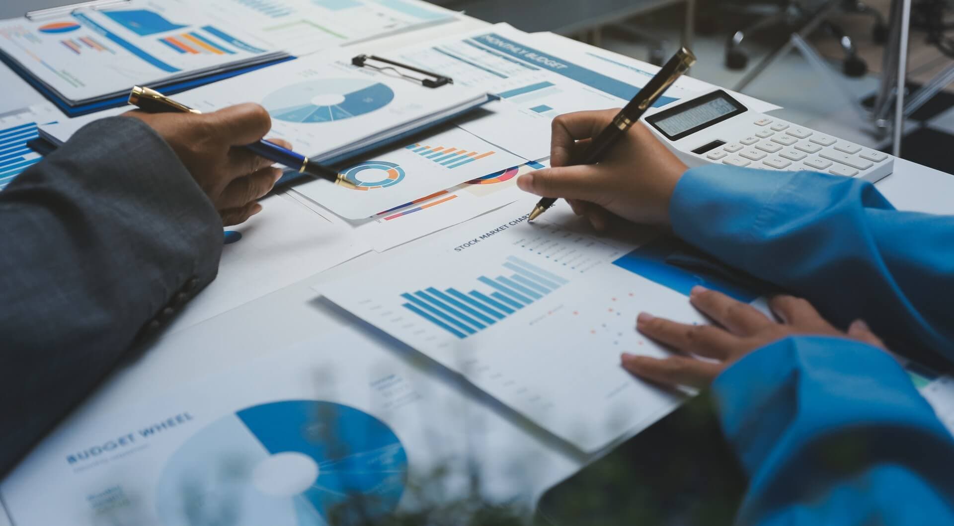 Por qué el ahorro energético en empresas mejora tu cash flow